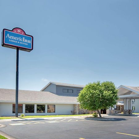 Americinn By Wyndham Lincoln North Экстерьер фото