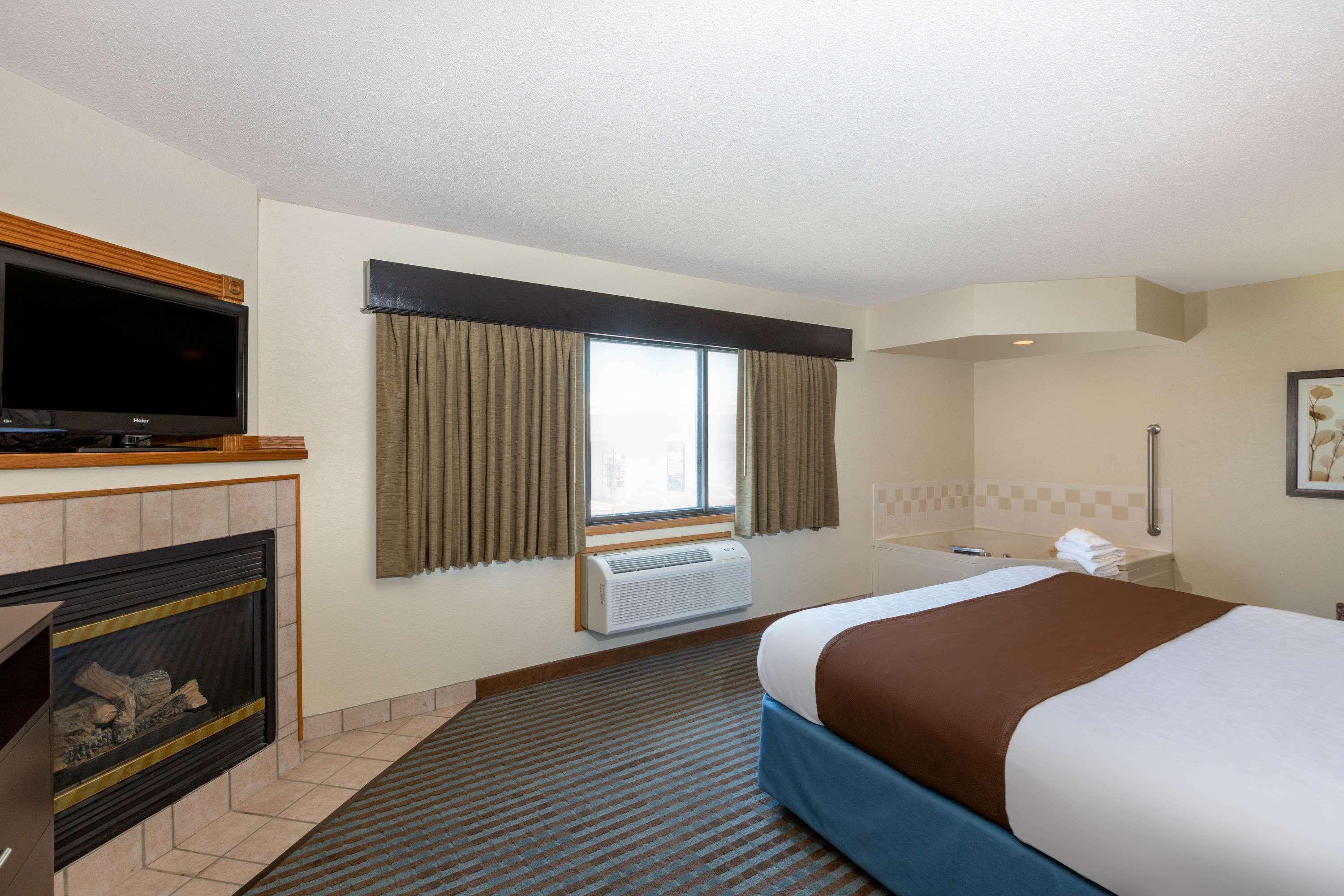 Americinn By Wyndham Lincoln North Экстерьер фото