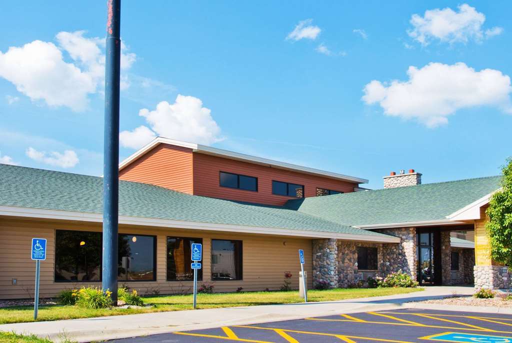 Americinn By Wyndham Lincoln North Экстерьер фото